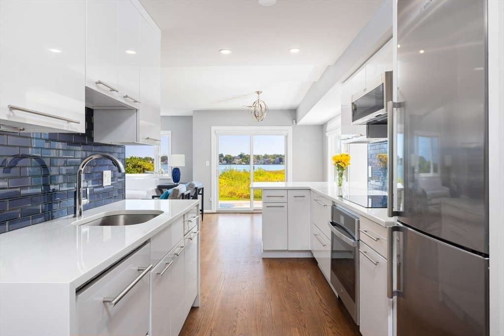 Condo in Quincy, Massachusetts, United States 4 - 18765297