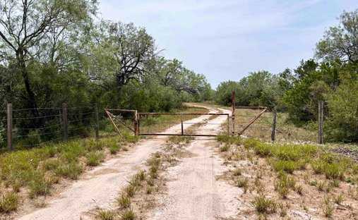 Terreno a Benavides, Texas, Stati Uniti 1