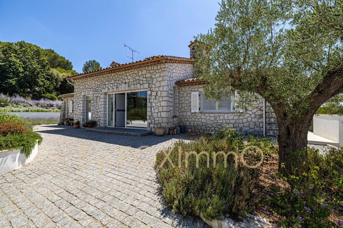 Villa a Valle Verde-Issarts-Vignasses, Biot, Francia 2 - 18763123