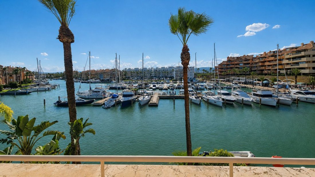 Apartment in Sotogrande, San Roque, Andalusia 4 - 14812360