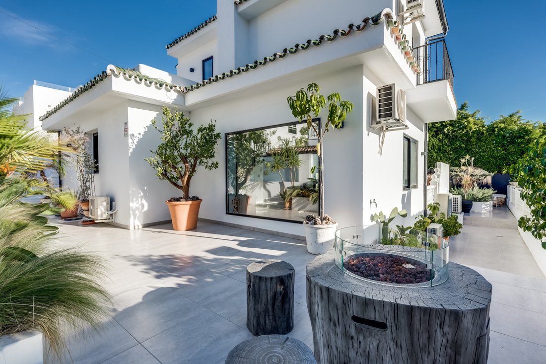 Villa in Puerto Banus, Marbella, Spain 1 - 18762943