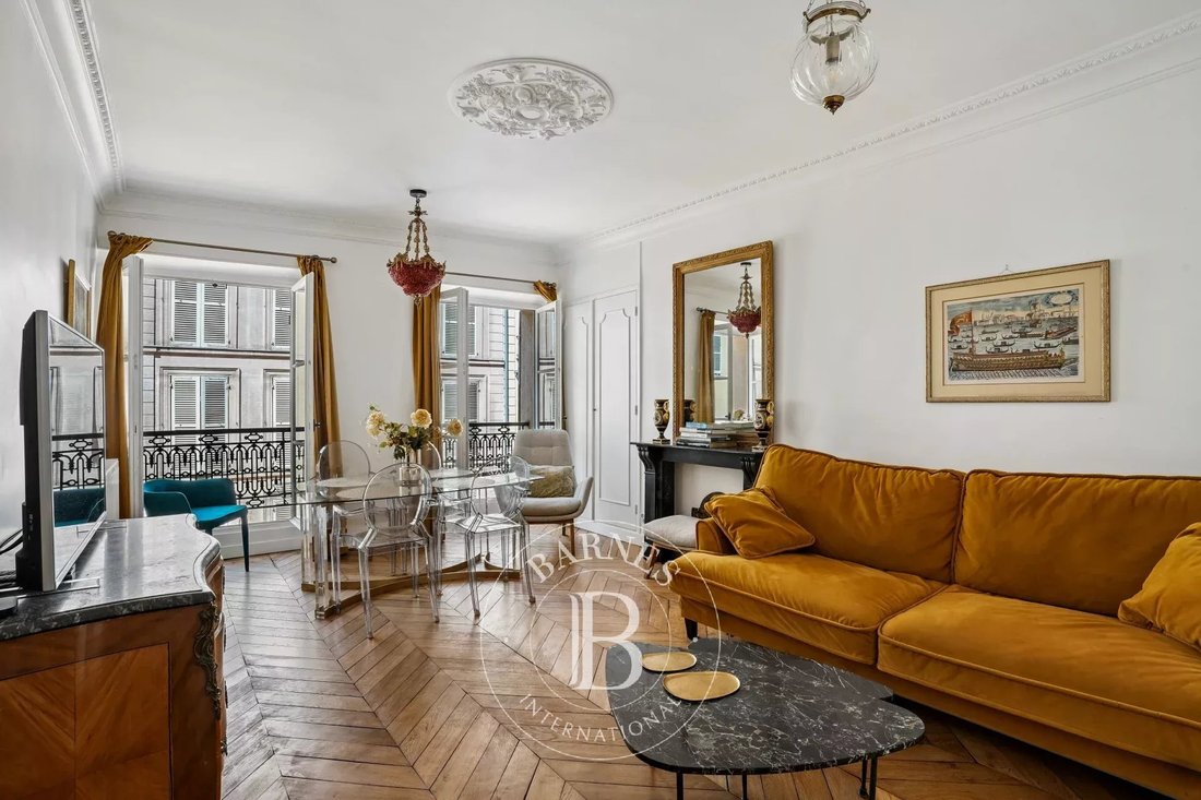 Apartment in Saint Louis, Versailles, France 4 - 18762873