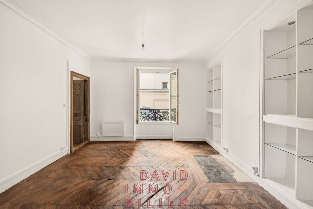 Apartment in Lorette-Martyrs, Paris 9e Arrondissement, Paris 3 - 18763241