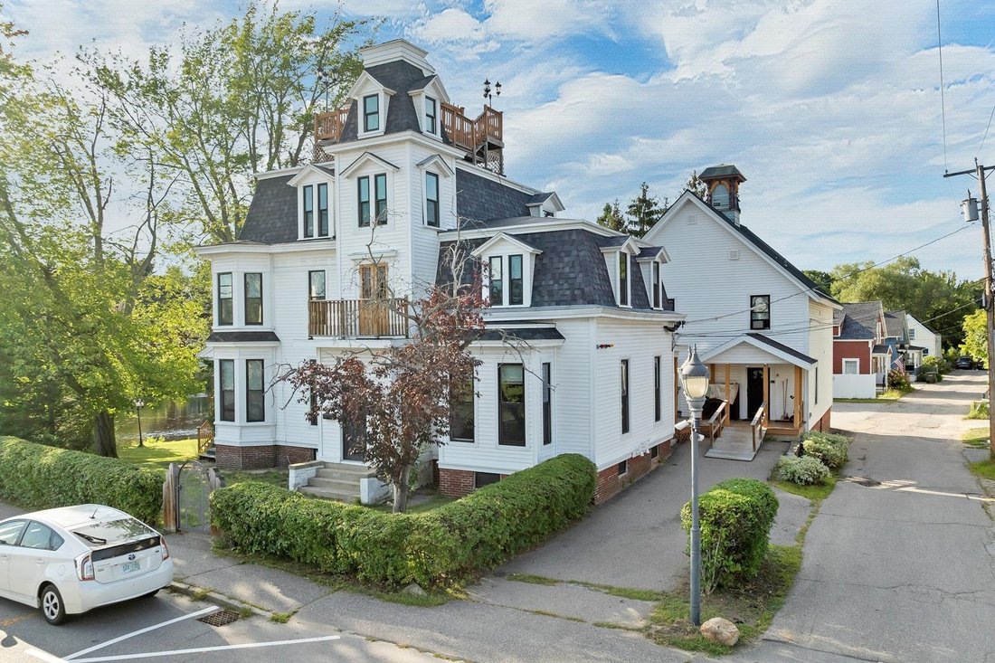 House in Laconia, New Hampshire, United States 2 - 18762096