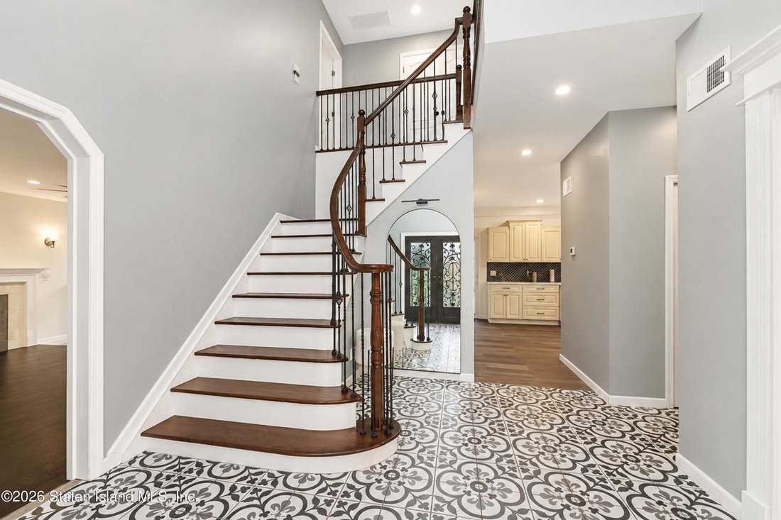 House in New York, New York, United States 4 - 18763885