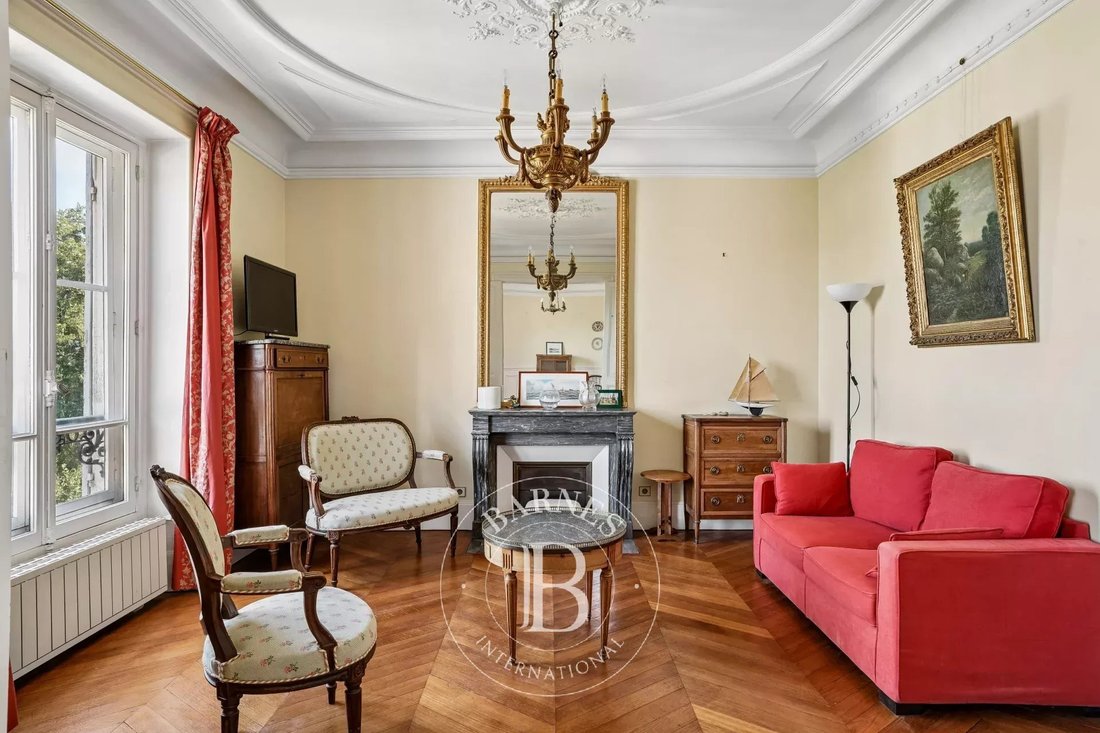 Apartment in Clagny-Glatigny, Versailles, France 1 - 18762871