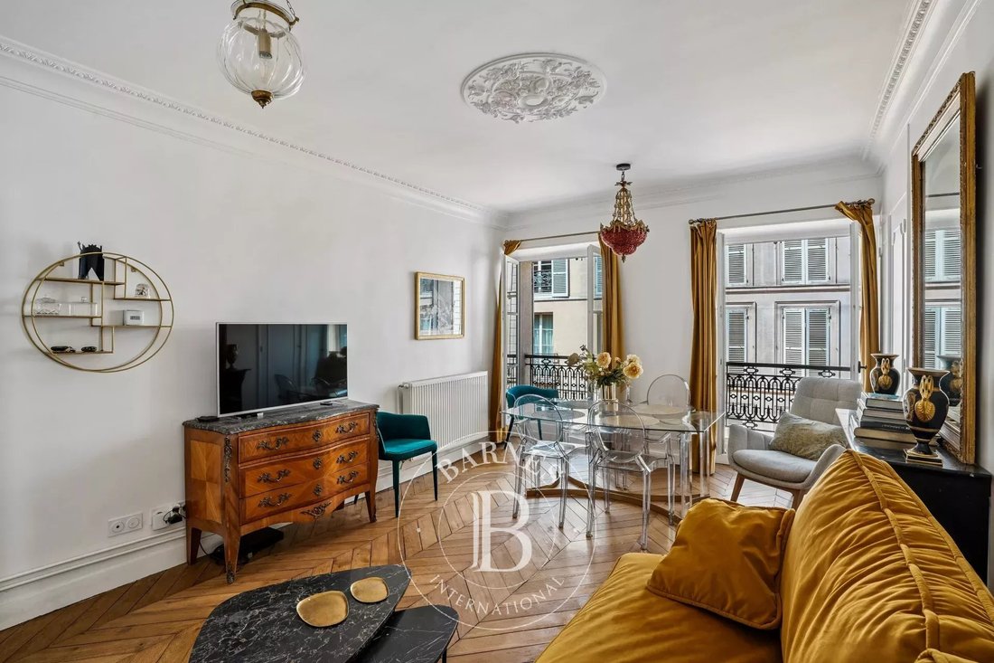 Apartment in Saint Louis, Versailles, France 5 - 18762873