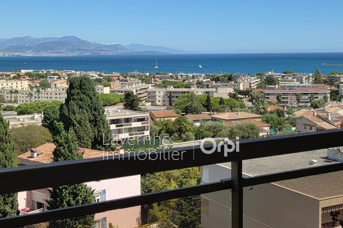 Appartamento a Les Cougoulins-Rastines, Antibes, Francia 1 - 18017386