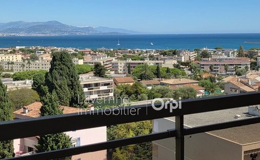 Wohnung in Les Cougoulins-Rastines, Antibes, Frankreich 1