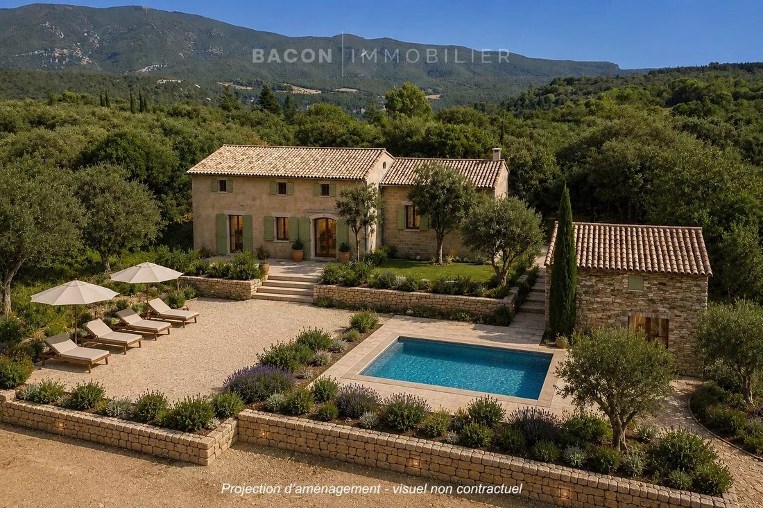 Estate in Bonnieux, Provence-Alpes-Côte d'Azur, France 1 - 18763248