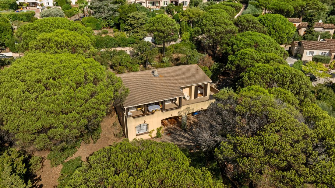 House in Nartelle-Noyer-Bellevue-bd des Sardinaux, Sainte-Maxime, France 4 - 18765371