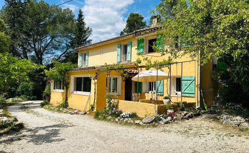 Maison à Est, Lorgues, France 1