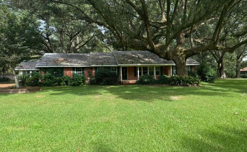 House in Moss Point, Mississippi, United States 1