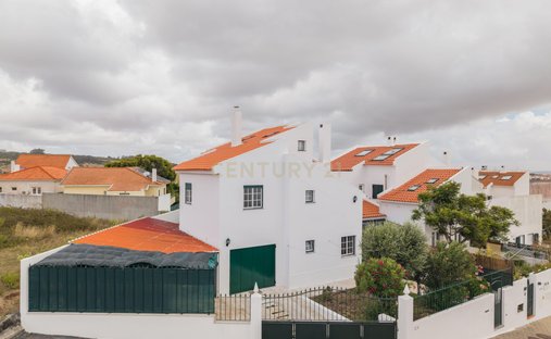 Villa in Carnaxide e Queijas, Lisbon, Portugal 1