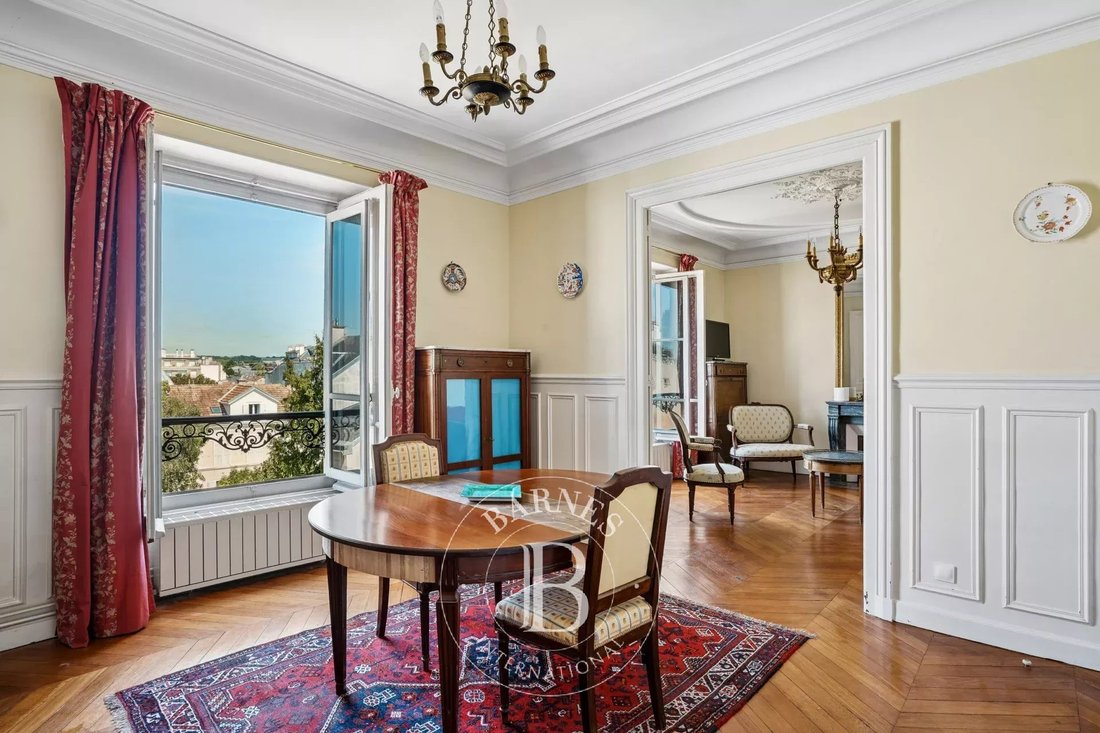 Apartment in Clagny-Glatigny, Versailles, France 2 - 18762871