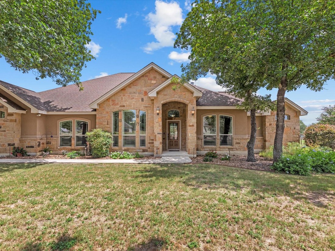 House in La Vernia, Texas, United States 1 - 18762309