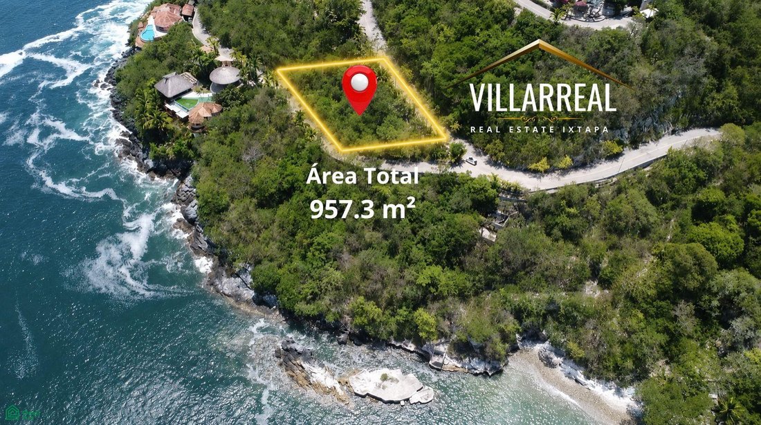 Land in Zihuatanejo, Guerrero, Mexico 1 - 17810746