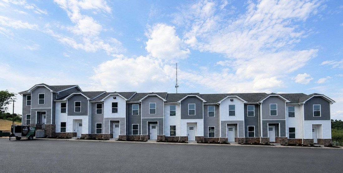 Clarksville, Tennessee, United States 1 - 18764690
