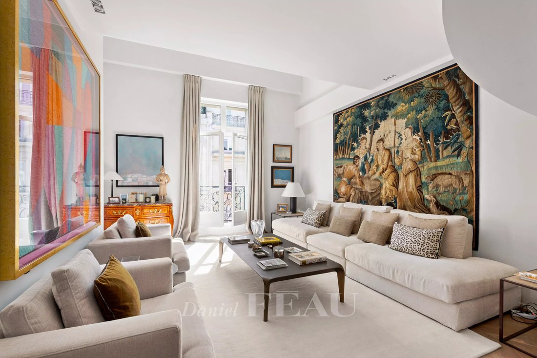 Apartment in Triangle d'Or, Paris 8e Arrondissement, Paris 3 - 18762974