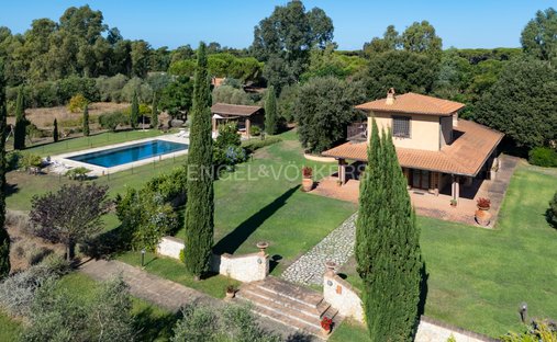 Villa in The Christ - The Marze, Grosseto, Italy 1