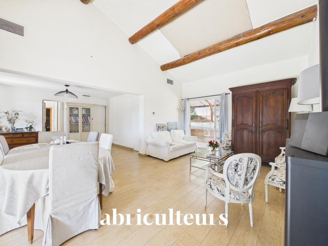 Casa en Lauris, Provenza-Alpes-Costa Azul, Francia 4 - 18766827