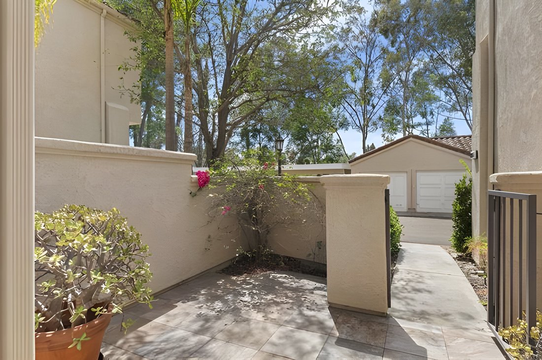Condo in San Diego, California, United States 5 - 18766456