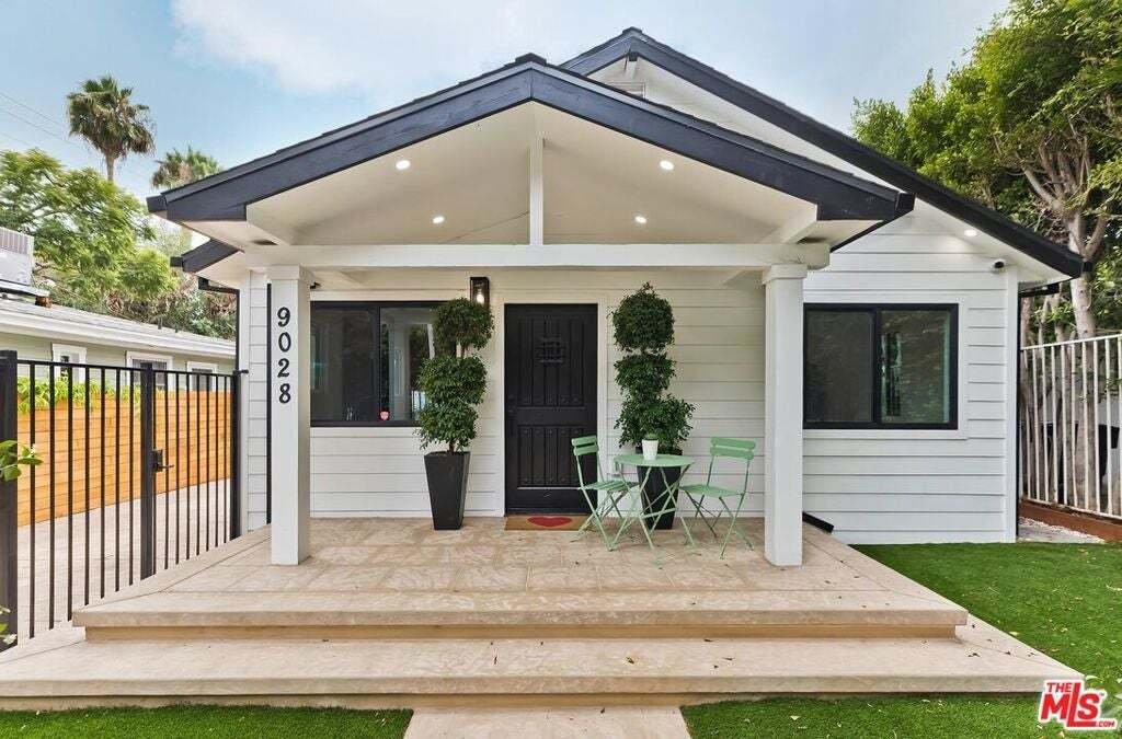 House in Los Angeles, California, United States 1 - 18750814