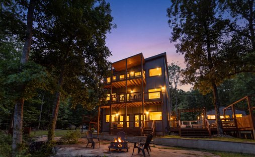 House in South Pittsburg, Tennessee, United States 1