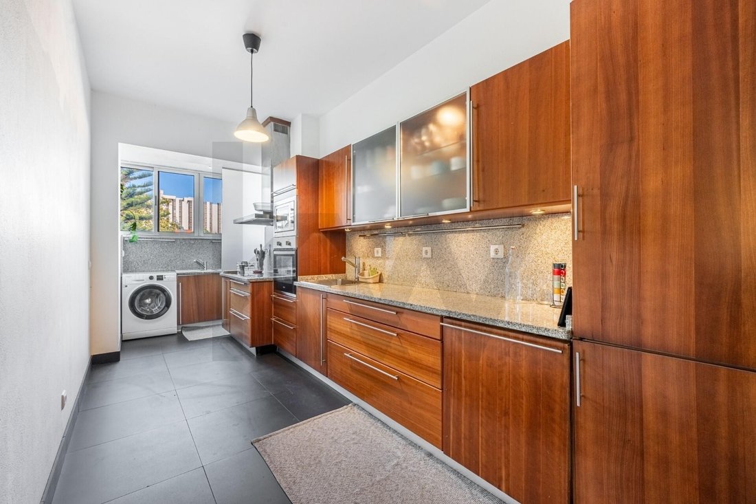 Apartment in Lordelo do Ouro e Massarelos, Porto District, Portugal 5 - 18766821