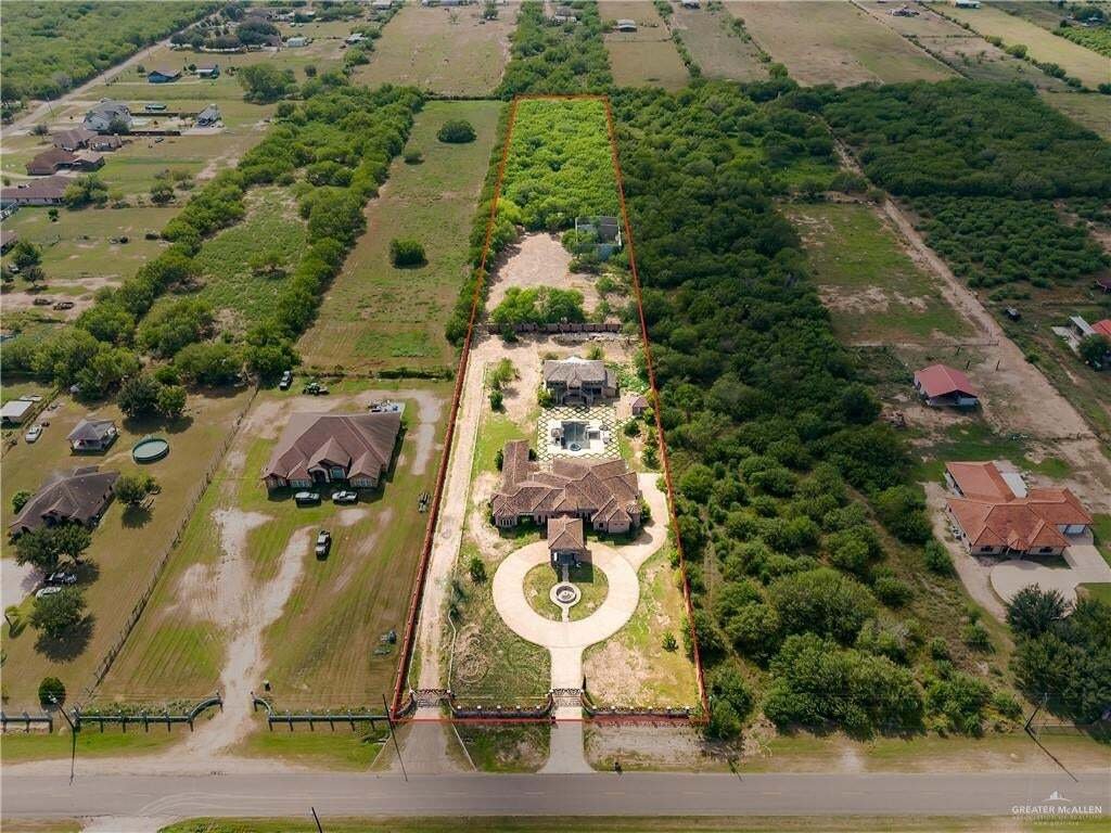 House in Elsa, Texas, United States 1 - 18766575