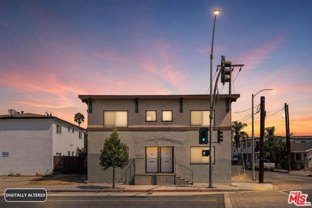 Signal Hill, California, United States 1 - 18766625