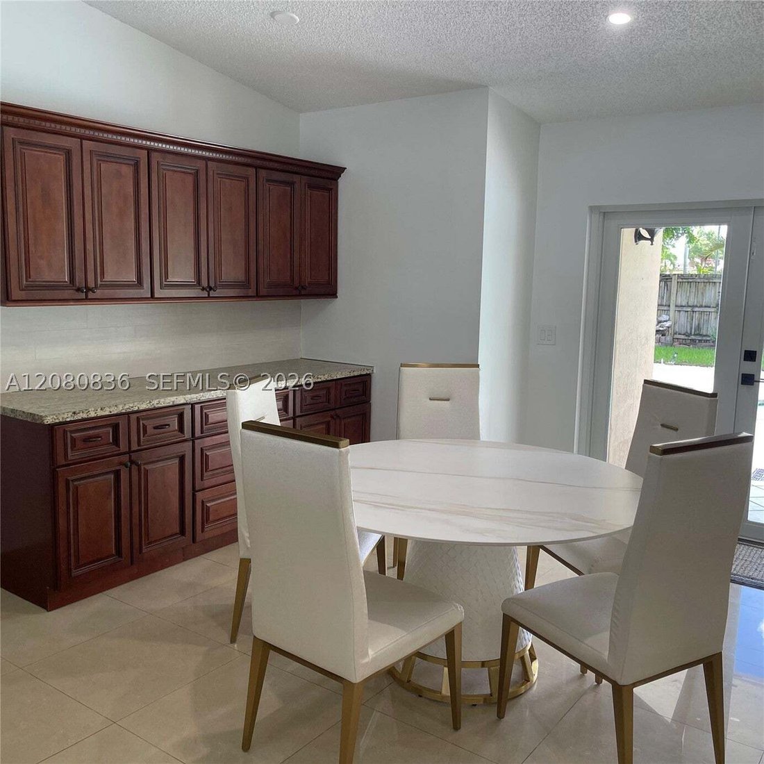 House in Miami, Florida, United States 4 - 18766837