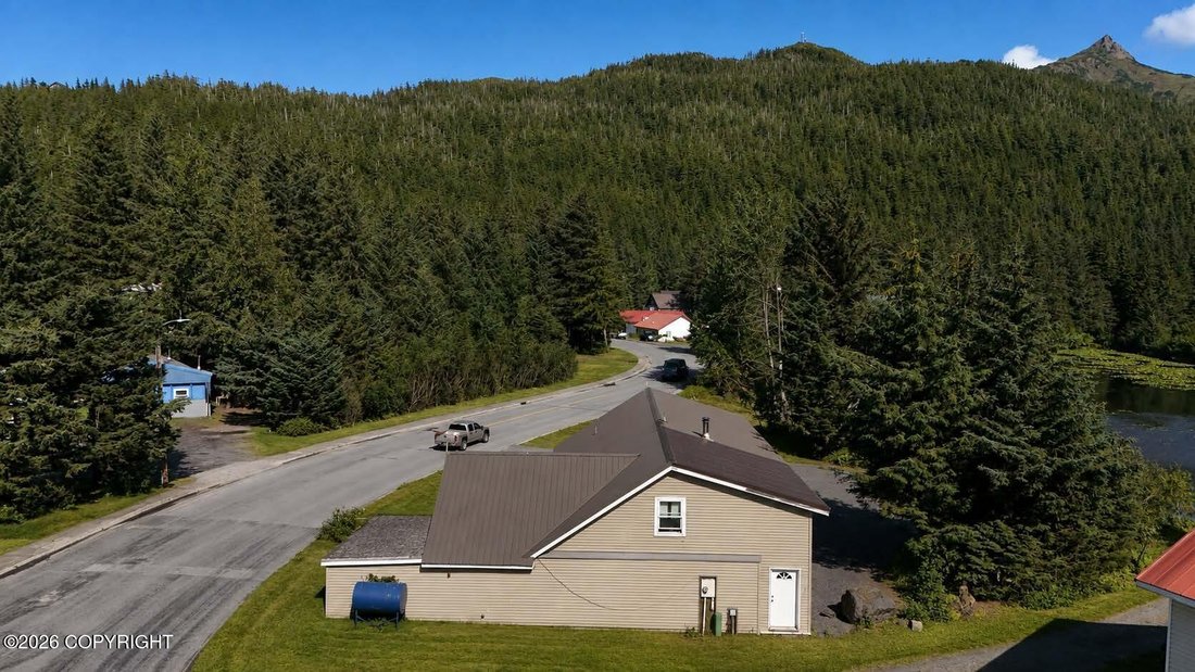 House in Cordova, Alaska, United States 2 - 18766633