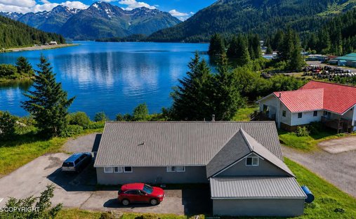 House in Cordova, Alaska, United States 1