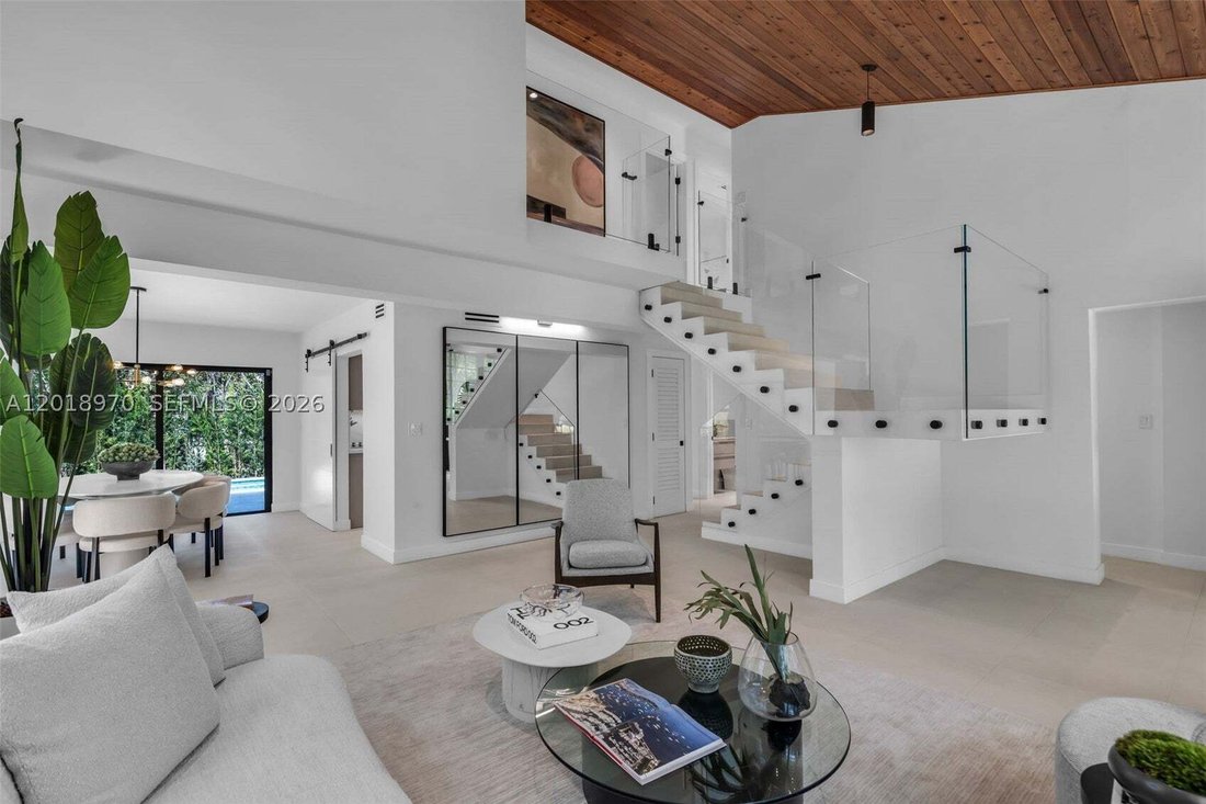 Casa a Coral Gables, Florida, Stati Uniti 1 - 17916790