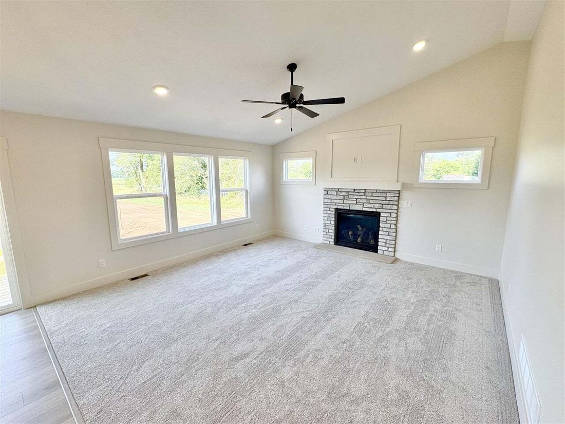 House in Dorr, Michigan, United States 3 - 18308407