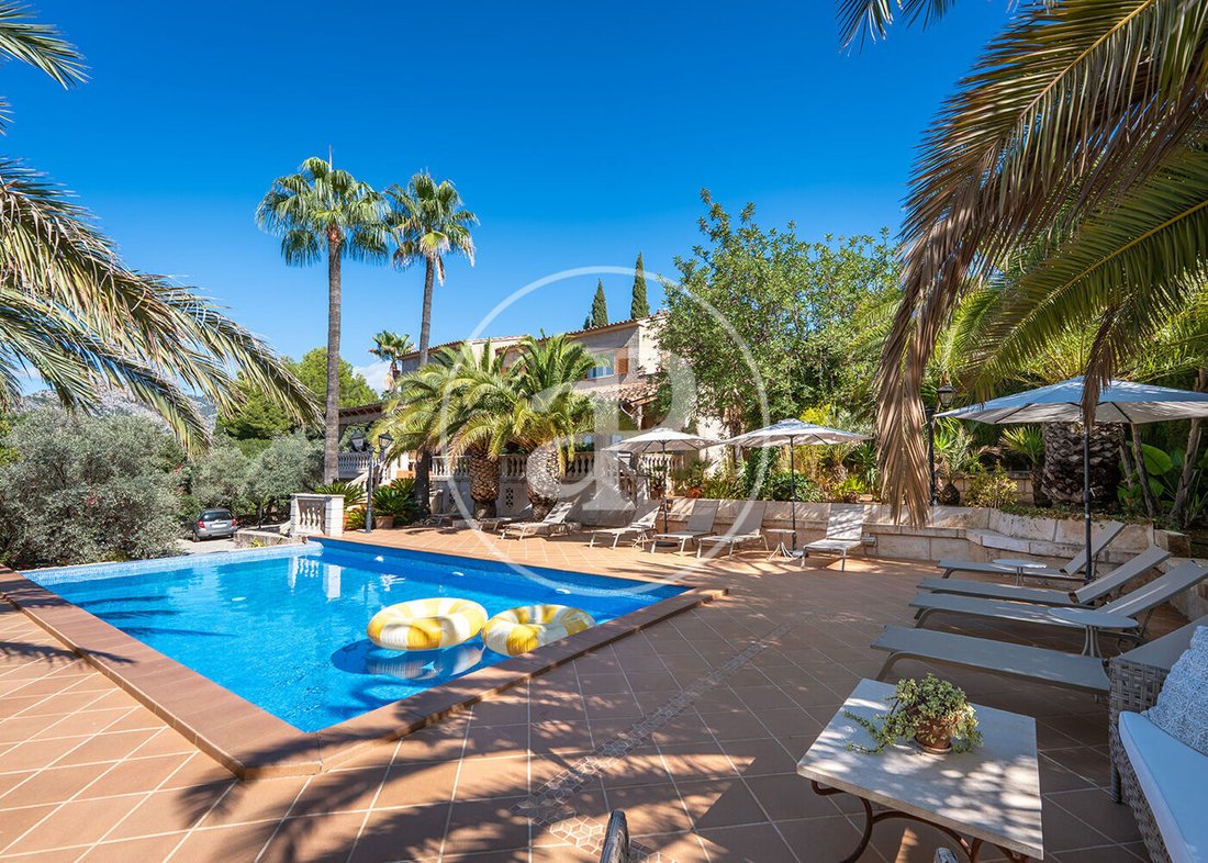 Villa in Bunyola, Balearic Islands, Spain 1 - 18767089