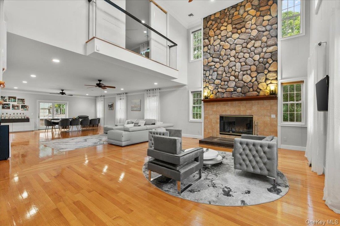 House in Hampton Bays, New York, United States 5 - 18766531