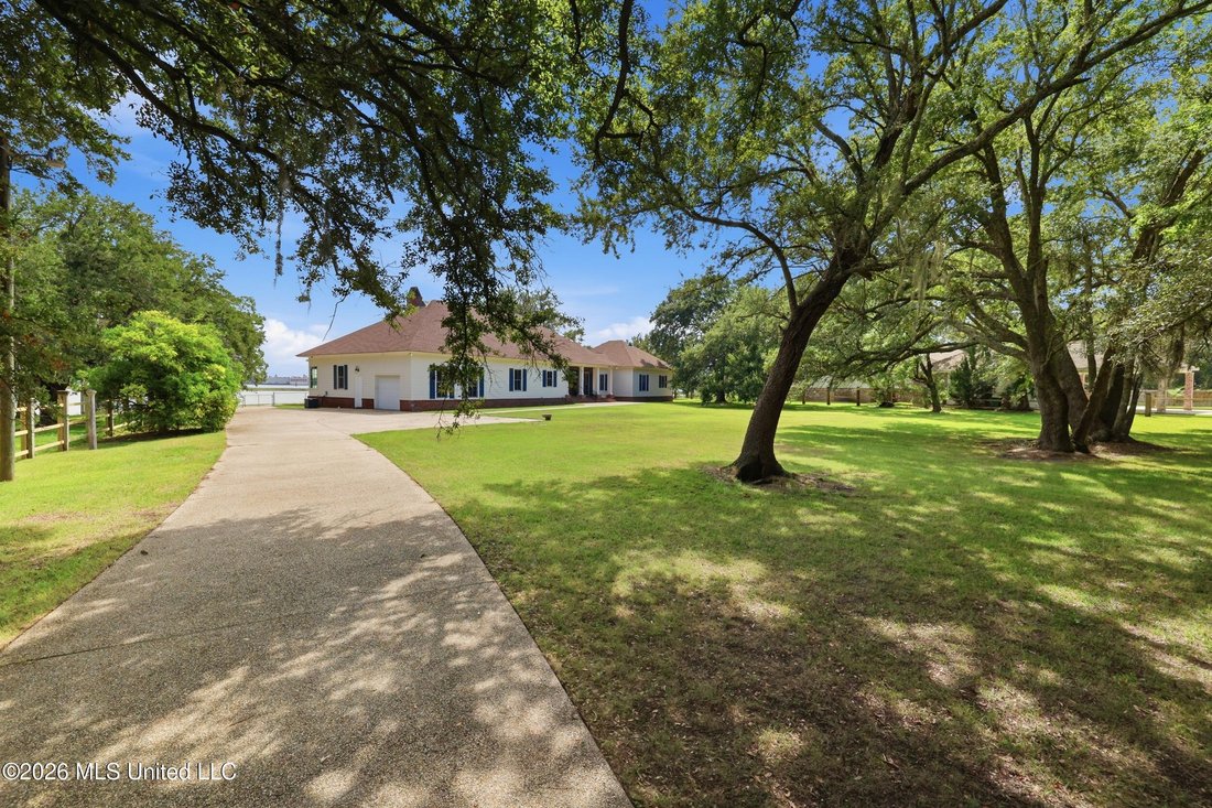 House in D'Iberville, Mississippi, United States 4 - 18766629