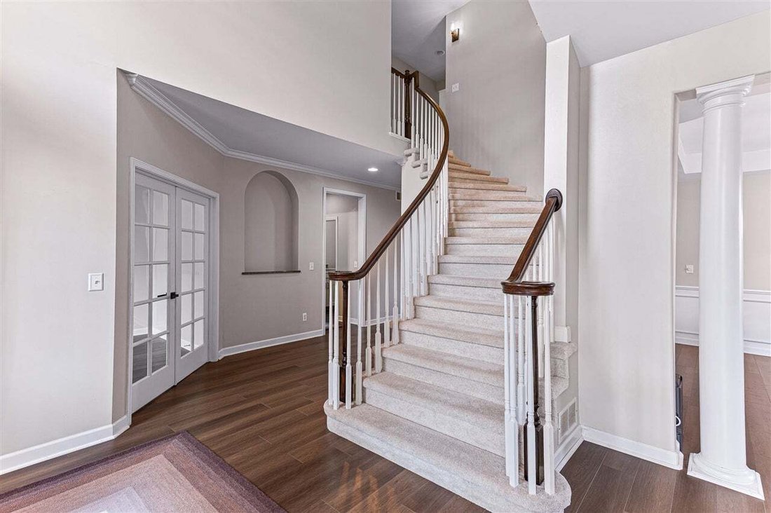 Casa en Farmington Hills, Míchigan, Estados Unidos 4 - 18766760