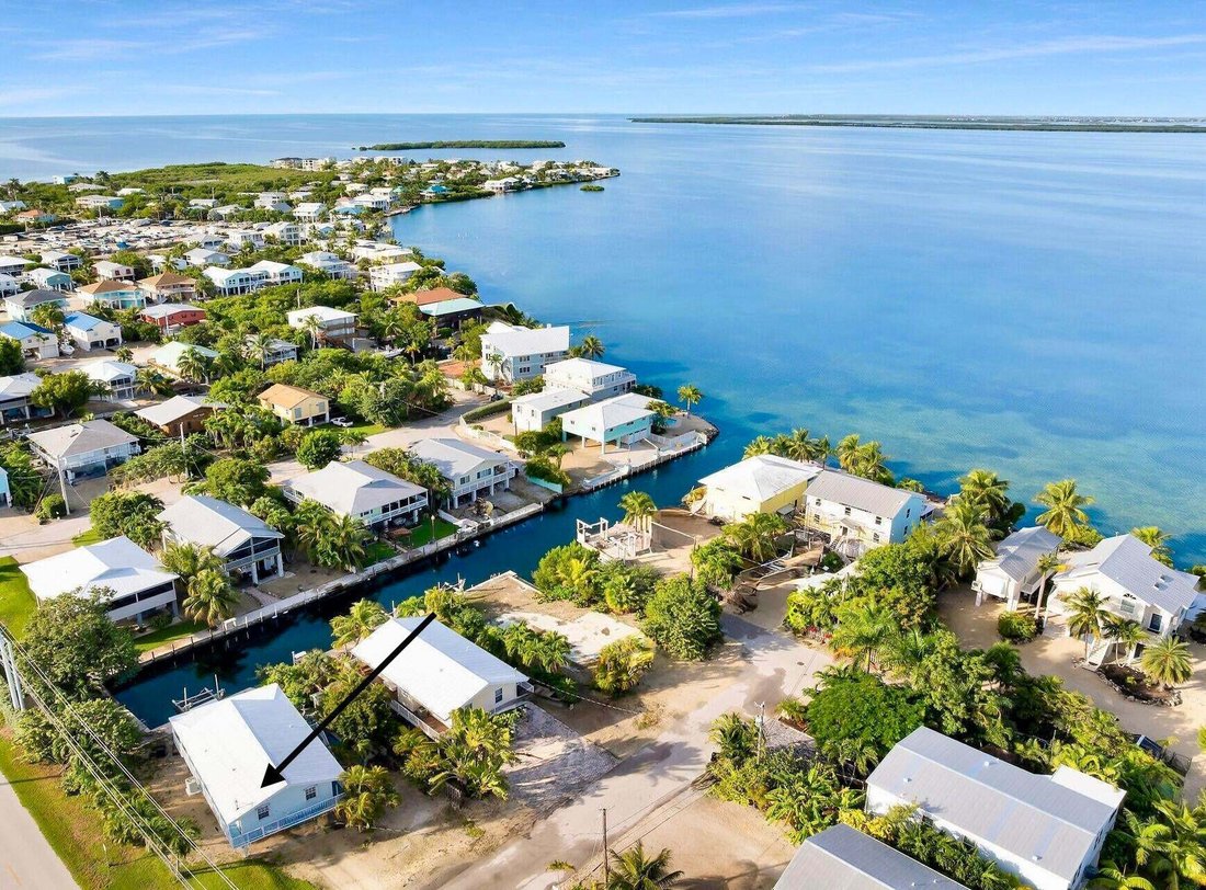 Maison à Big Pine Key, Floride, États-Unis 1 - 18766555