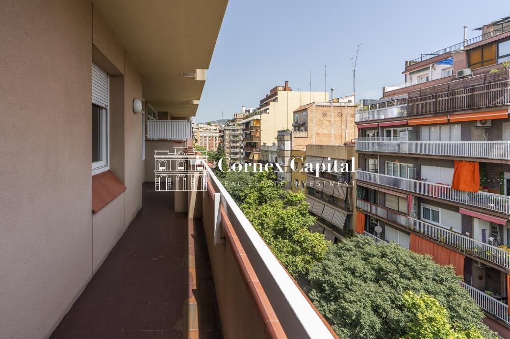 Apartment in Eixample, Barcelona, Spain 3 - 18767186