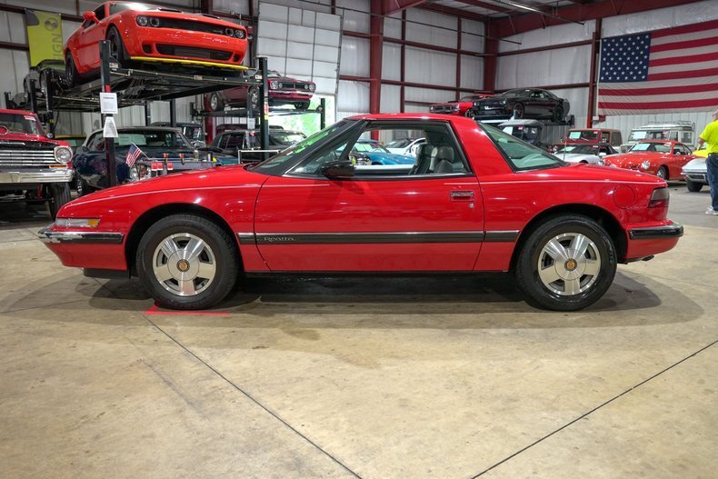 Coupe in Grand Rapids, United States 4 - 18767070