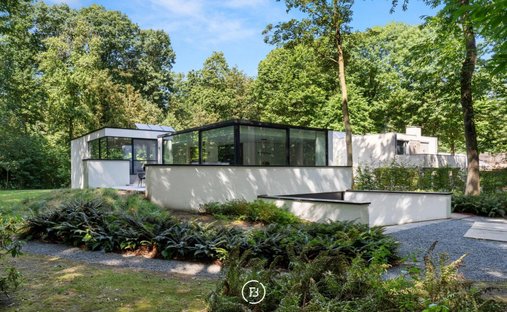 Villa in Bruges, Flanders, Belgium 1
