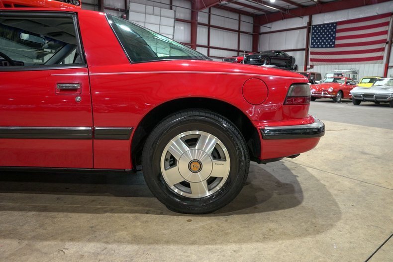 Coupe in Grand Rapids, United States 5 - 18767070