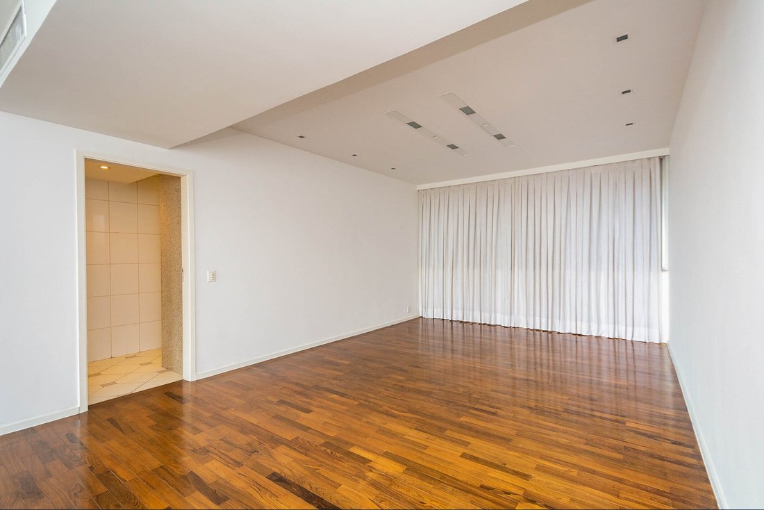 Apartment in Rio de Janeiro, State of Rio de Janeiro, Brazil 4 - 18767024