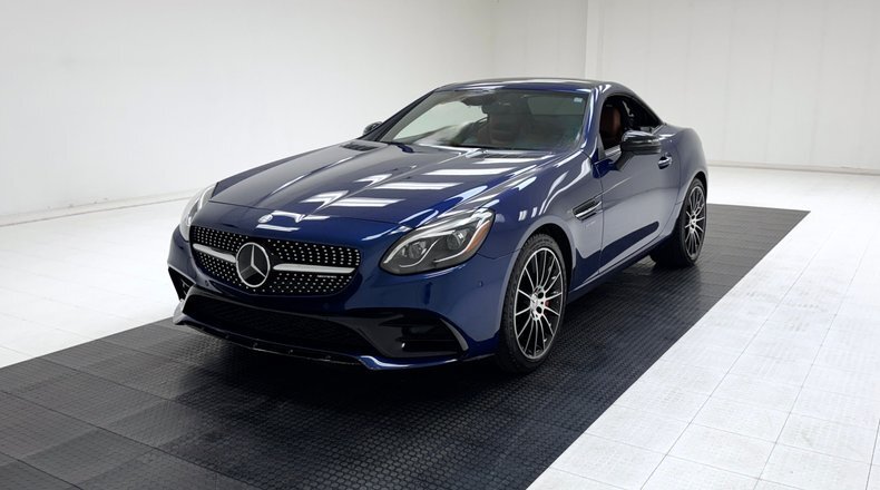 Cabriolet in Morgantown, United States 1 - 18767052