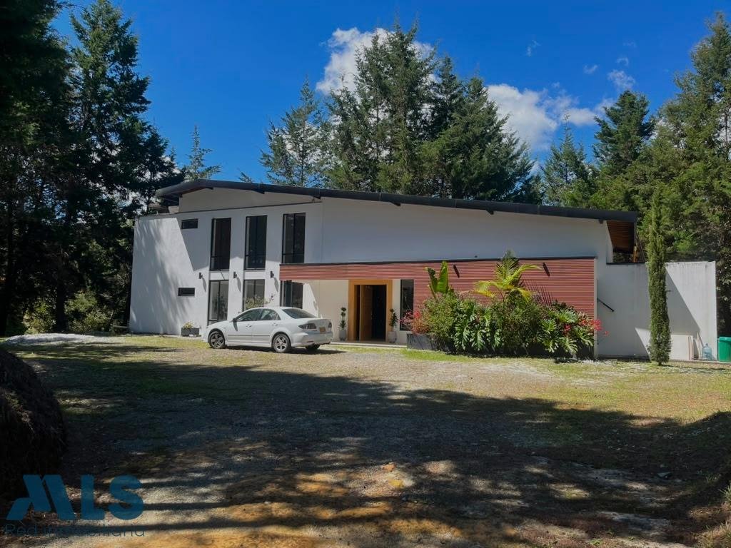 Casa a Rionegro, Guarne, Colombia 4 - 18767135