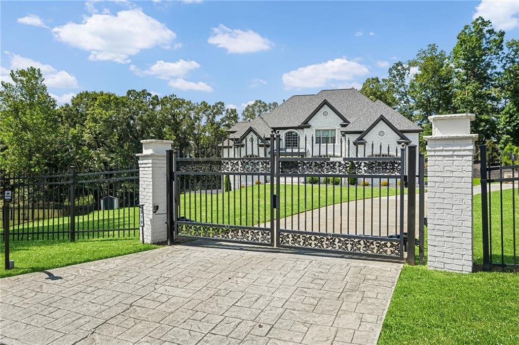 House in Roswell, Georgia, United States 2 - 18766927
