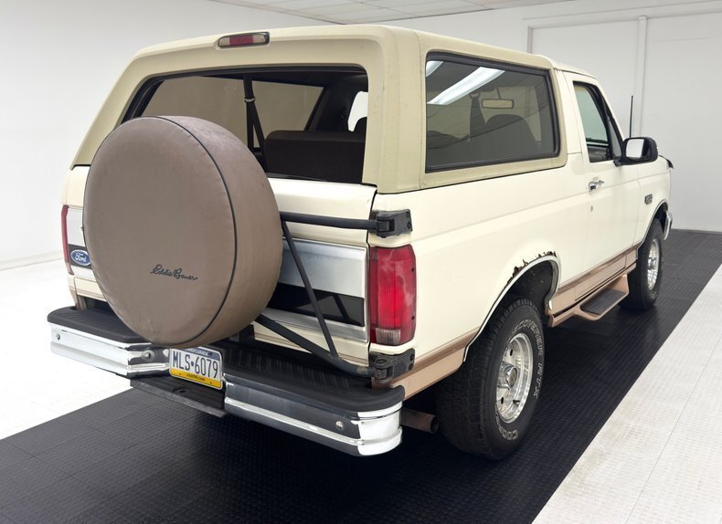 Suv in Morgantown, United States 5 - 18767059